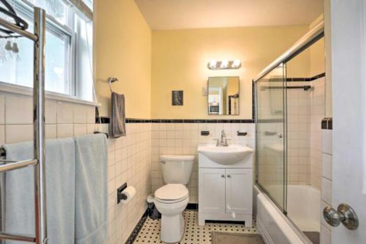 St. Augustine Beach Retreat W / Patio+Fire Pit - thumb 5