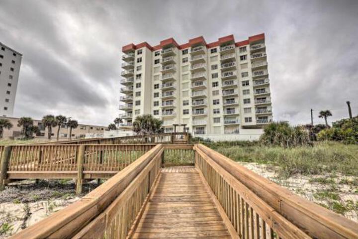 Oceanfront Retreat With Pool Steps From Ormond Beach! - thumb 4