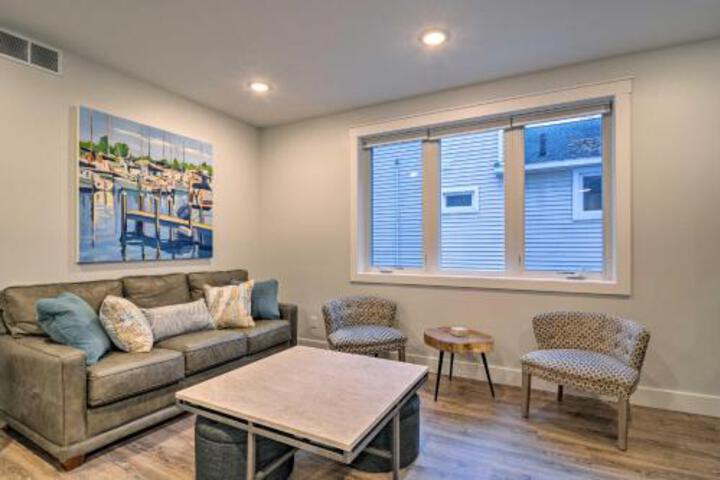 Modern Condo Less Than 1 Mile To Grand Traverse Bay! - thumb 3