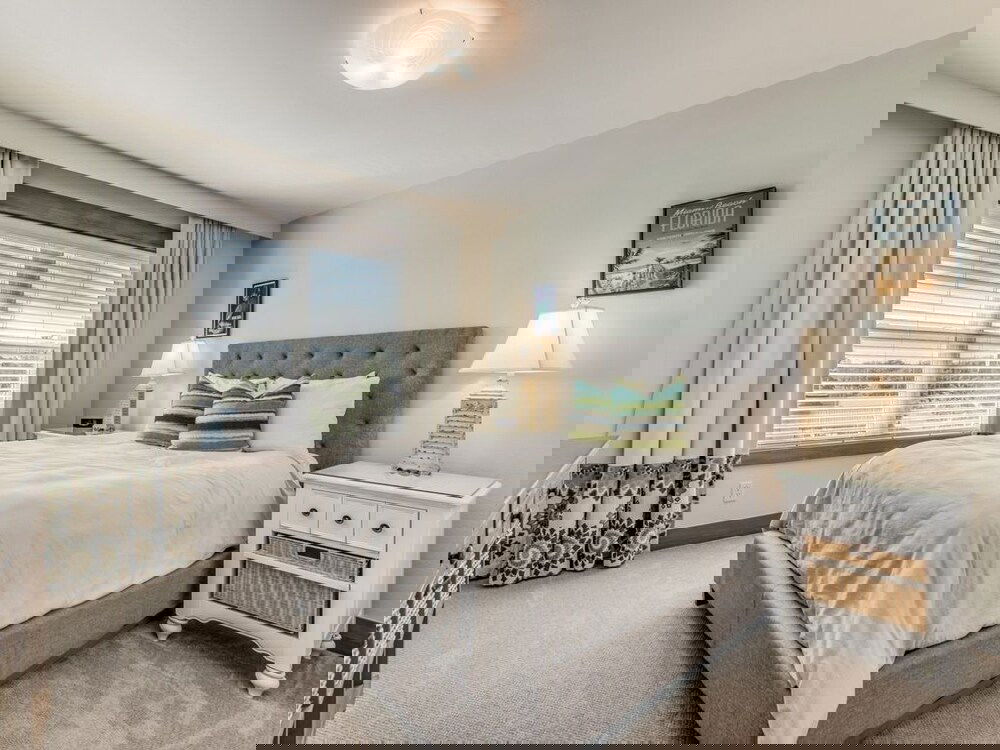 The Point New Waterfront Oasis W / Private Dock 3 Bedroom Home - thumb 4