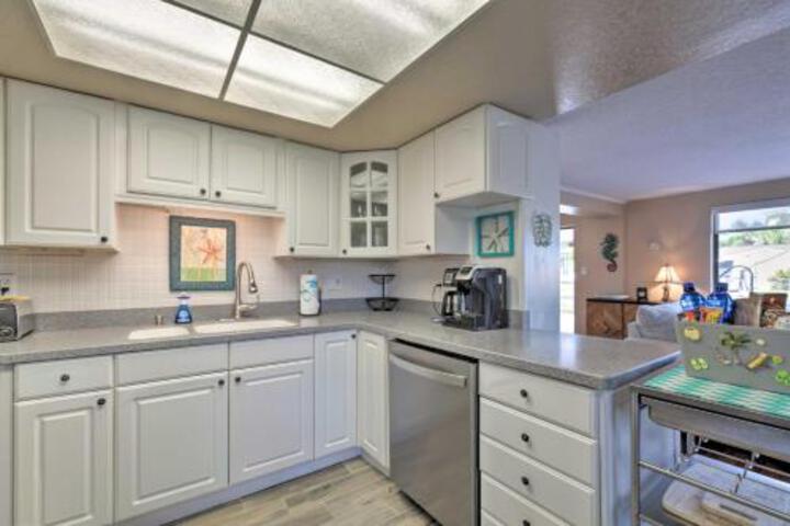 Canalfront Home With Dock Gulf Of Mexico Access - thumb 5