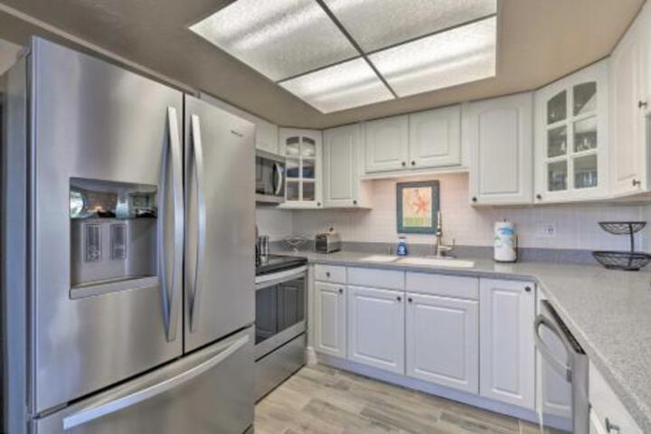 Canalfront Home With Dock Gulf Of Mexico Access - thumb 4