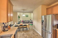 Spacious Stone Mountain Home Walk Everywhere