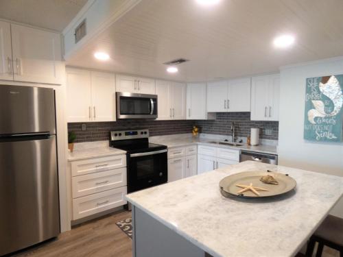 0206 Waters Edge Resort Condo - thumb 6