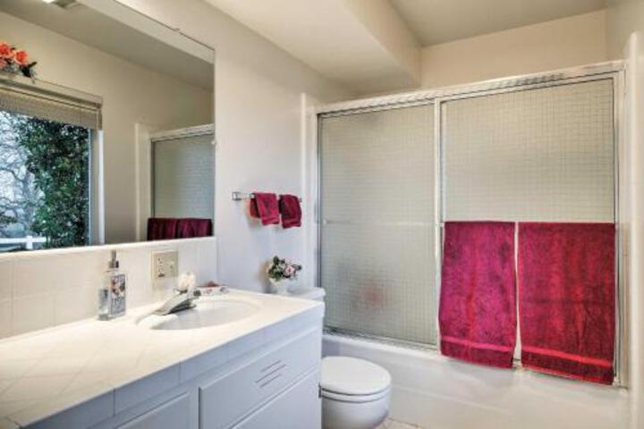 Yosemite Mountaintop Retreat On 100 Acres! - thumb 5