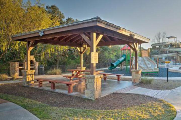 Spacious Home With Pool Access 5 Mi To SeaWorld - thumb 4