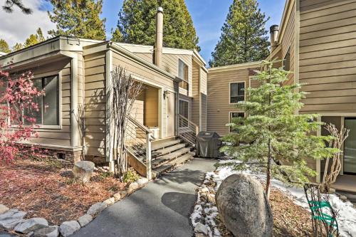 Townhome Less Than 3 Mi To Lake Tahoe + Diamond Peak! - thumb 3