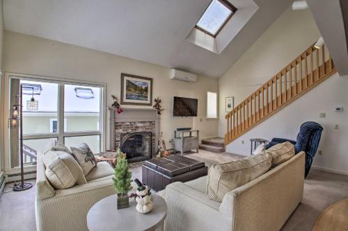 Large Ski In / Out Black Mtn Abode W / Fireplace! - thumb 0