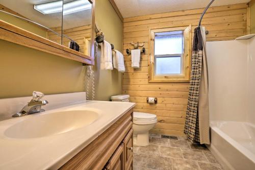 Duck Creek Village Cabin Near Top Attractions - thumb 5