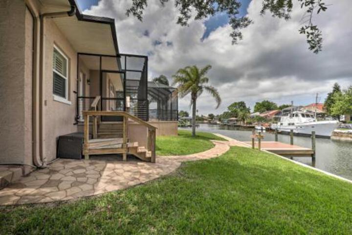 Waterfront Oasis Near Nature Parks & Golfing! - thumb 1