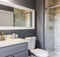 Mins to Downtown Ballpark Arch with Free Parking W & D Zencity at Bordeaux - China Accommodation