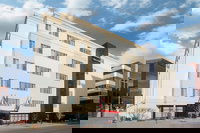 Hampton Inn  Suites Denver-Downtown