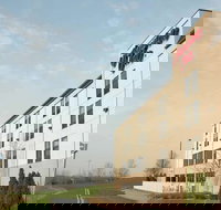 Hampton Inn Grand Rapids North - Tourism Bookings