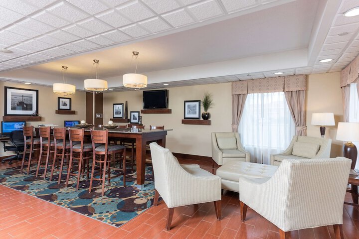 Hampton Inn Port Huron - thumb 5