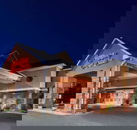 Hampton Inn  Suites Chapel Hill/Durham - Tourism Bookings