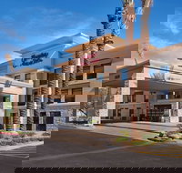 Hampton Inn  Suites Scottsdale on Shea Blvd - Hotels Santiago