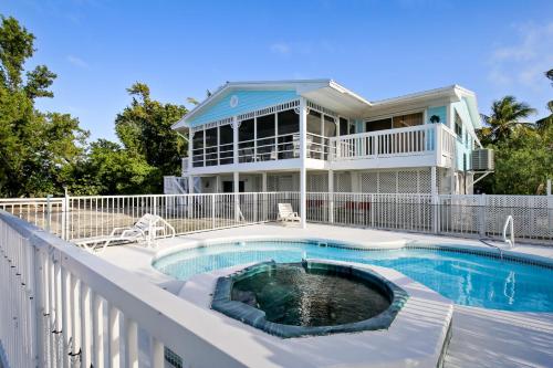 Paradise Found - thumb 1