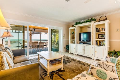 Paradise Found - thumb 0