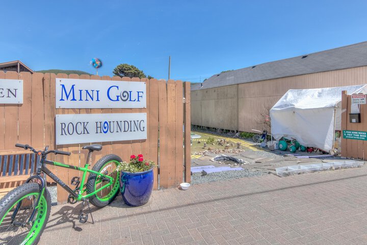 Whale Watcher Condo #2 - thumb 5