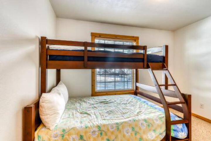 Quintessential Cabin - thumb 5