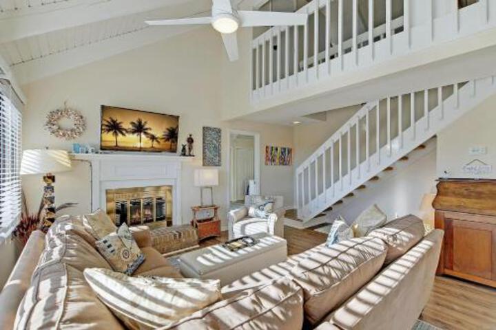 Updated Seabrook Villa Near Beach & Pool! Villa - thumb 0