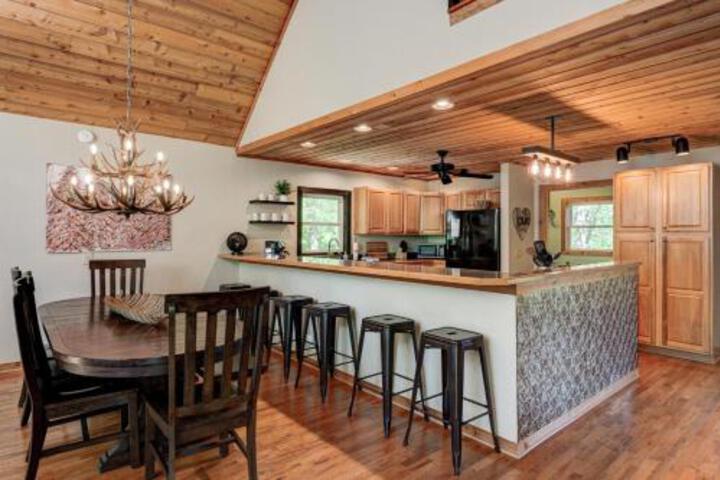 Asheville Town Cabin Cabin - thumb 5