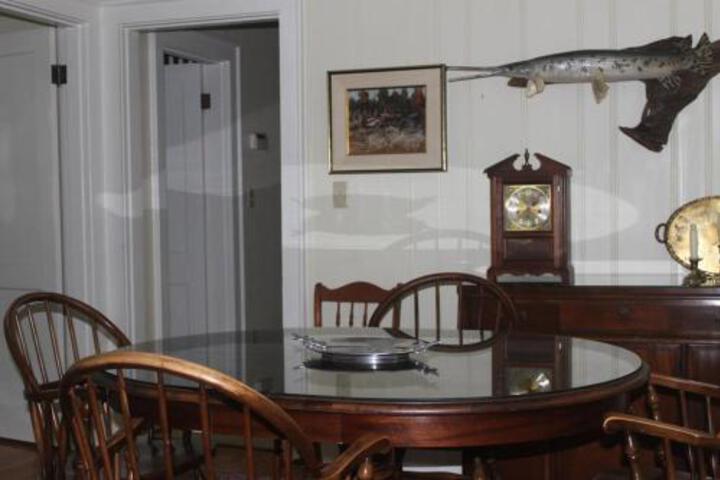 Kloeppel Cottage Home - thumb 2