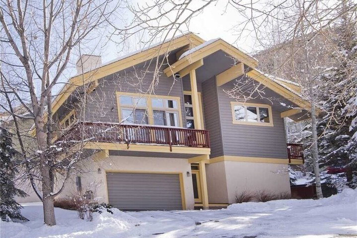 2892 C Kinnikinnick Rd. 3 Bedroom Home - thumb 2