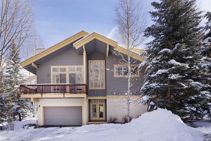 2892 C Kinnikinnick Rd. 3 Bedroom Home - thumb 1