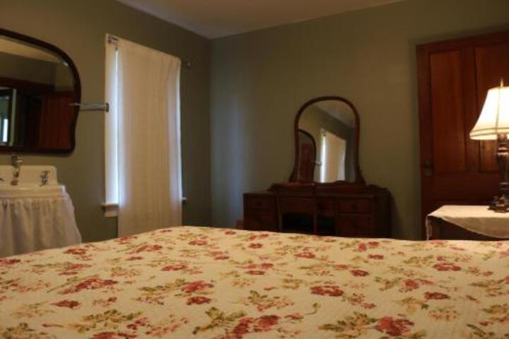 4757 Whiteside Home - thumb 4