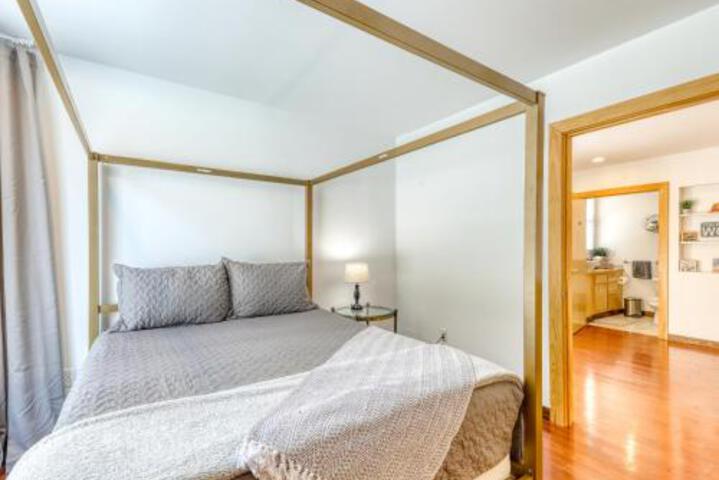 Contemporary Maine Retreat - thumb 4