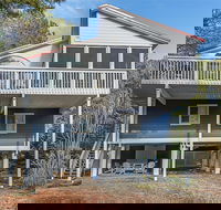 101 Elizabeth Ct S.b. by Long  Foster - Students Accommodation