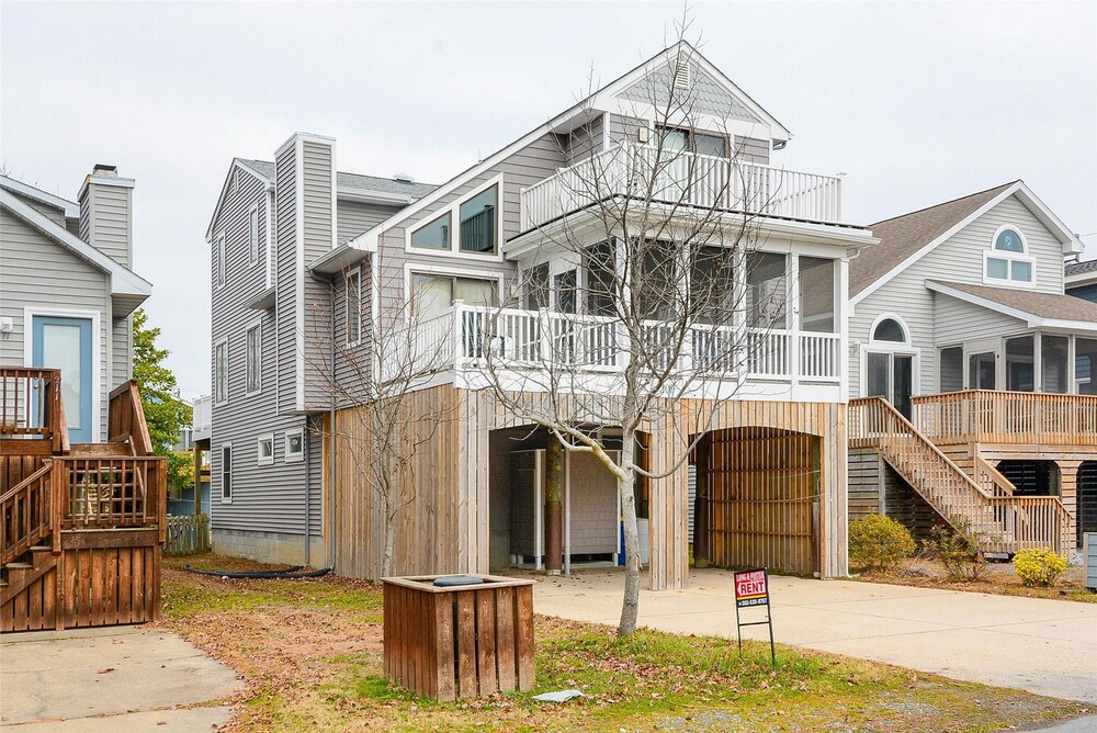 209 Parkwood Street By Long & Foster - thumb 4