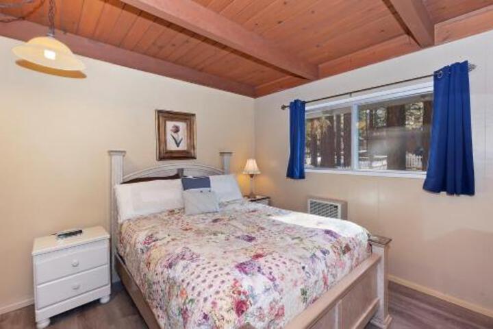 017 Mountain Bliss Cabin - thumb 4