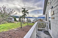 Waterfront Cottage w / Beach  Sunset Views