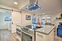 Modern Retreat Less Than  Mi From Rockaway Beach