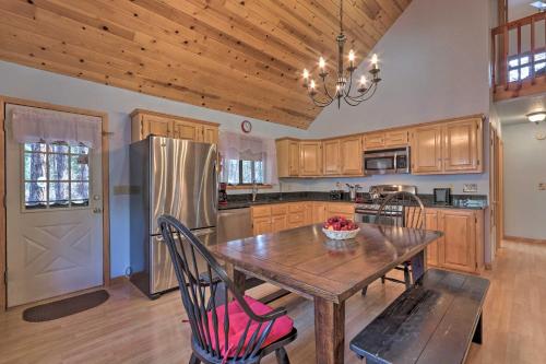 House W / 2 Decks & Patio Less Than 2 Mi To Downtown! - thumb 5