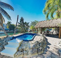 New Listing Summerland Canal front Escape W / Pool 2 Bedroom Home - USA Accommodation