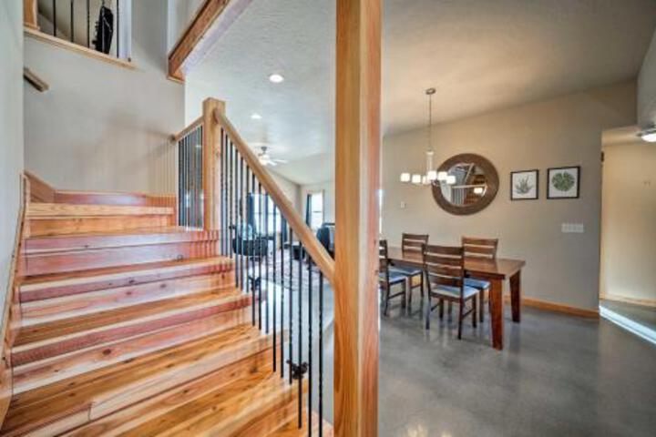 Spacious Bozeman Home Ski Hike & Fish! - thumb 1