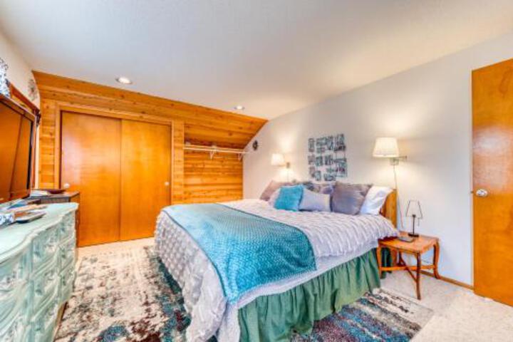 Pacific Oasis - thumb 2