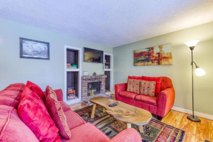 Peak Retreat - thumb 2