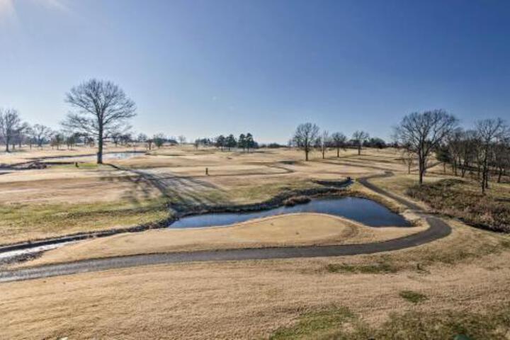 Family Friendly Branson Condo With Indoor Pool! - thumb 1