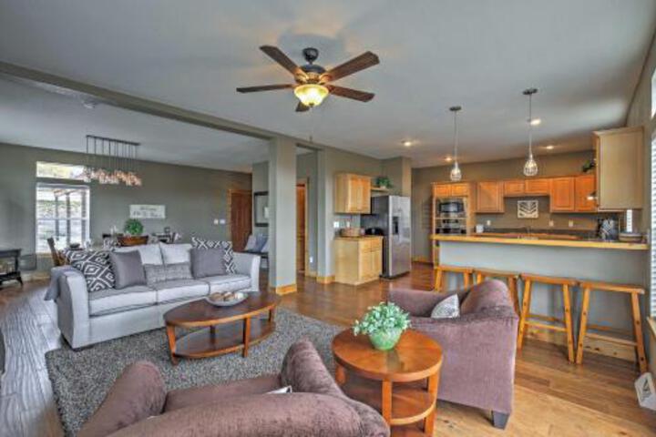 Fraser Home With Byers Mtn & Ski Slope Views! - thumb 3