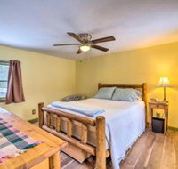 Charming Hideaway w / Fire Pit 2 Mi to Dwtn - China Accommodation