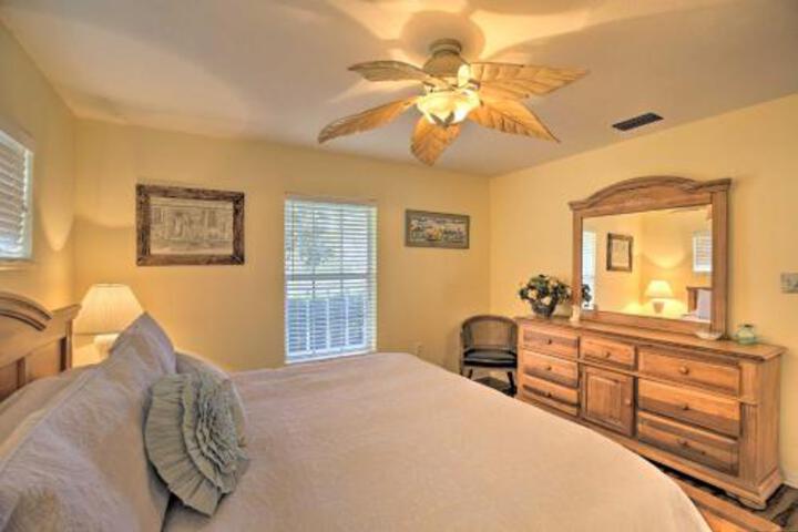Waterfront Lake Placid Retreat With Boat Dock - thumb 1
