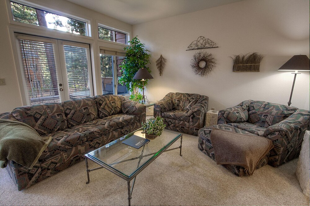 Delighful Mccloud By Lake Tahoe Accommodations - thumb 3