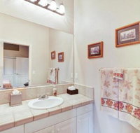 Cypress Paradise - Tourism Bookings