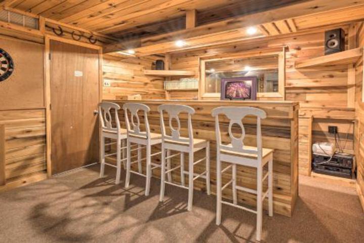 Mountain Retreat Fire Pit Pool Table & Fireplace - thumb 5