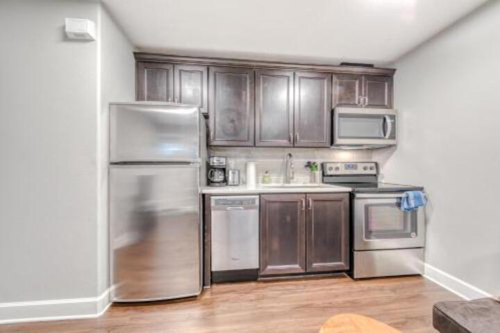 Westside Hideaway - thumb 6