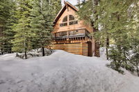 Cabin w / Deck 4 Mi to Soda Springs Mountain